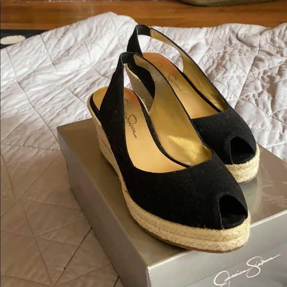 Spring Wedges - Picture 5 of 5